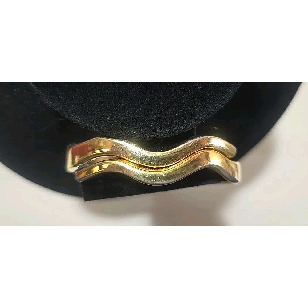 Heavy Gold Tone Hinged Bangle Bracelet